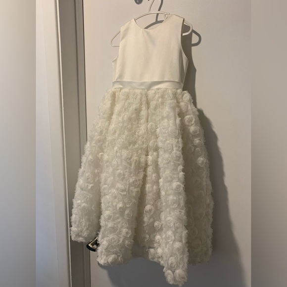 FLOWER GIRL DRESS - Picture 2 of 5